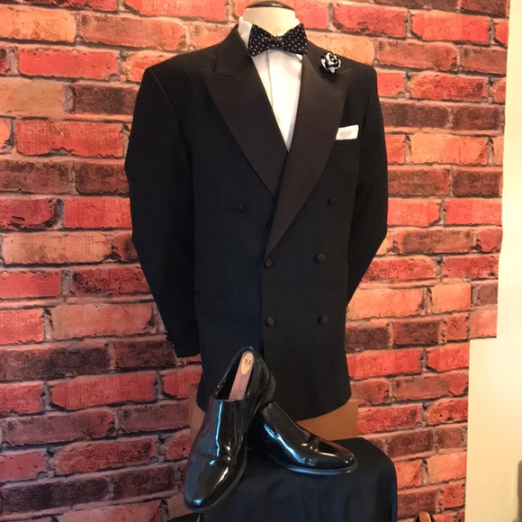 Benard Couture DB Tuxedo Coat - Picture 10 of 17